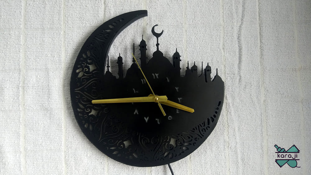 Jam Bulan Sabit Angka Arab